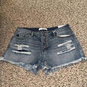 BRAND NEW KanCan Jean Shorts — Size 9/28 — TAGS STILL ON!